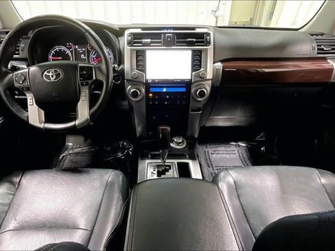 Used 2022 Toyota 4Runner Limited AWD/4WD image 15