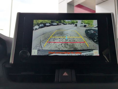Used 2024 Toyota RAV4 LE FWD image 16