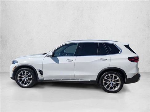 Used 2025 BMW X5 xDrive40i image 9