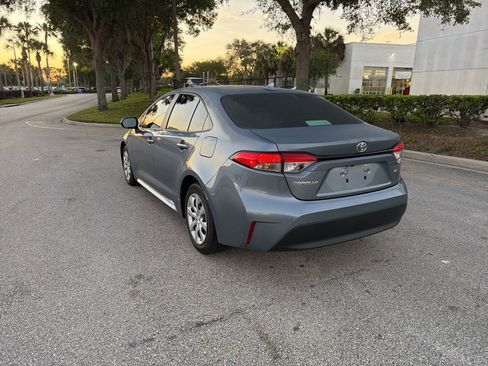 Used 2024 Toyota Corolla LE image 3