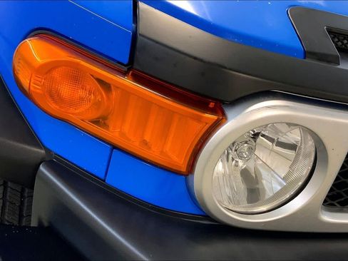 Used 2007 Toyota FJ Cruiser 2WD image 27
