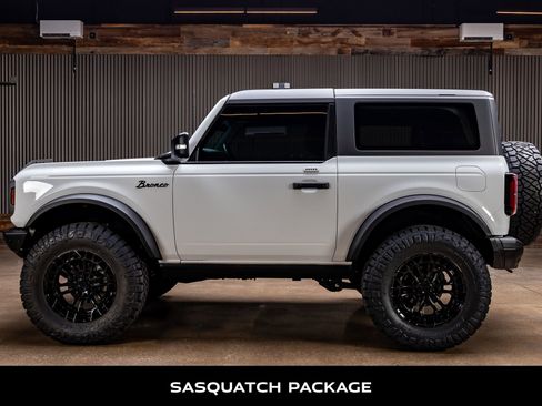 Used 2023 Ford Bronco Badlands AWD/4WD image 6