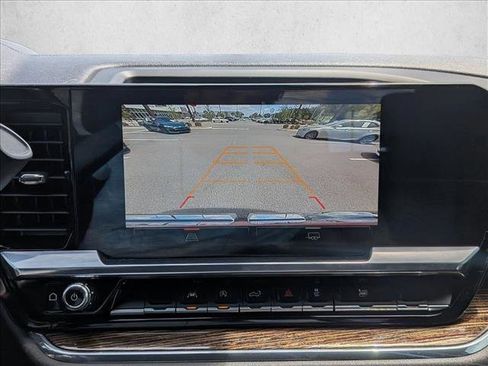 Used 2024 GMC Sierra 1500 Elevation AWD/4WD image 10