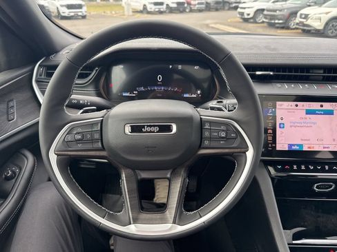 New 2026 Jeep Grand Cherokee Limited AWD/4WD image 30