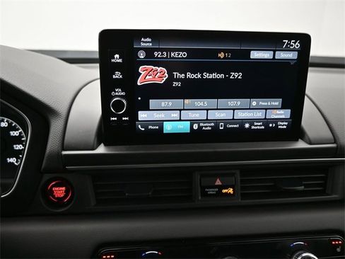 Used 2025 Honda Pilot EX-L image 29