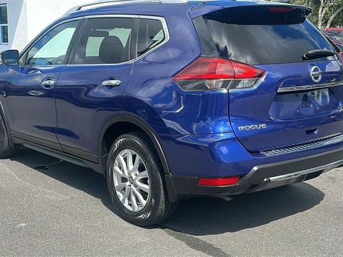 Used 2018 Nissan Rogue SV FWD image 12