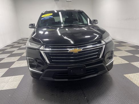Used 2023 Chevrolet Traverse LT image 7