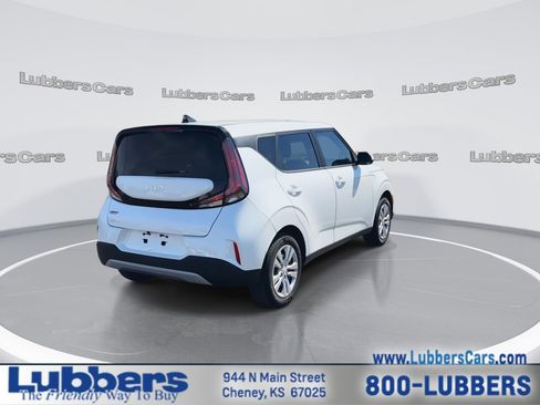 Used 2023 Kia Soul LX FWD image 8