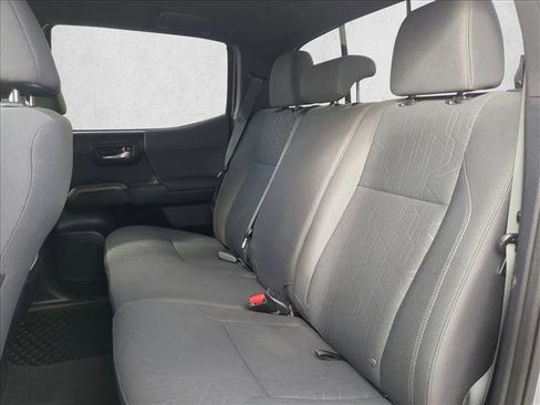 Used 2017 Toyota Tacoma SR5 image 22