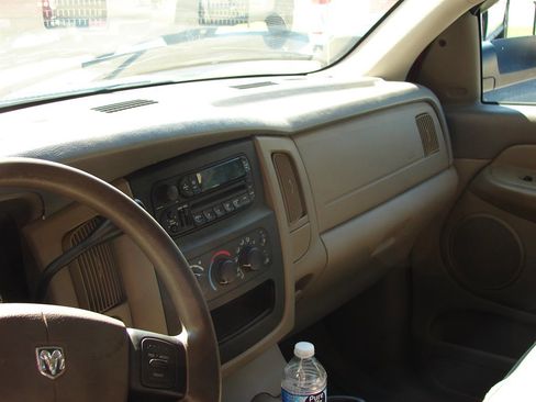 Used 2004 Dodge Ram 3500 Truck SLT w/ Trailer Tow Group image 9