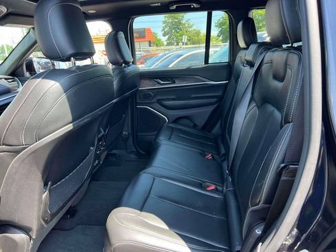 Used 2024 Jeep Grand Cherokee Limited 4xe AWD/4WD image 18