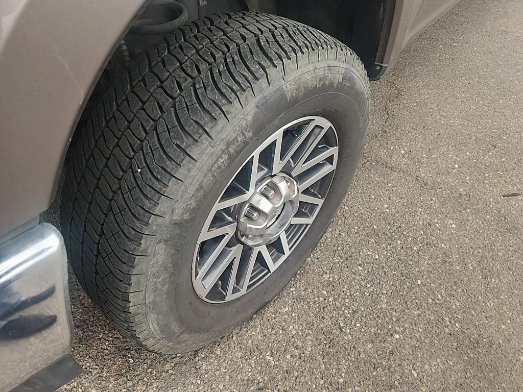 Used 2019 Ford F350 Lariat AWD/4WD image 7