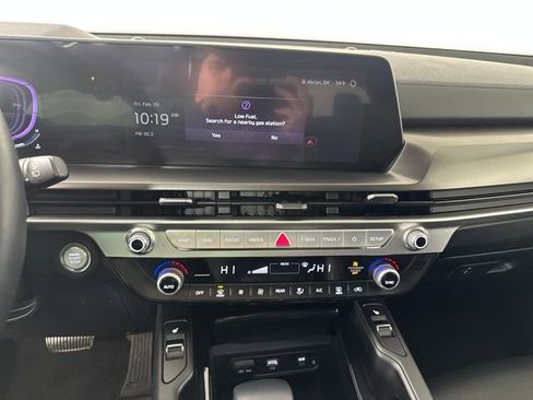Used 2025 Kia Telluride S image 21