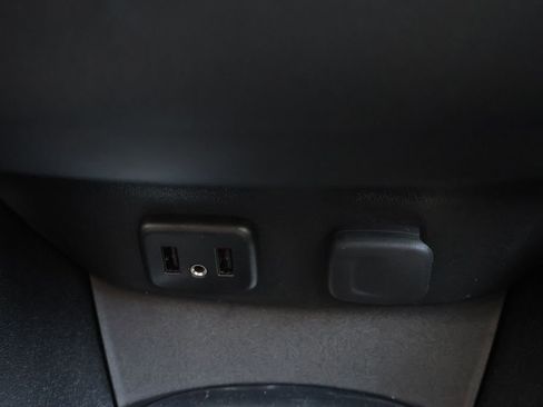 Used 2017 Chevrolet Malibu LT image 26