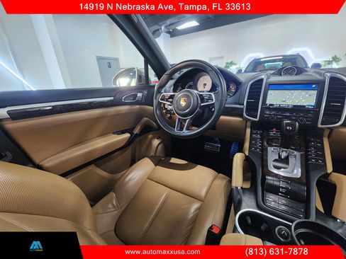 Used 2016 Porsche Cayenne S w/ Premium Package image 25