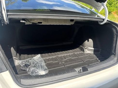 Used 2022 Honda Civic LX image 12