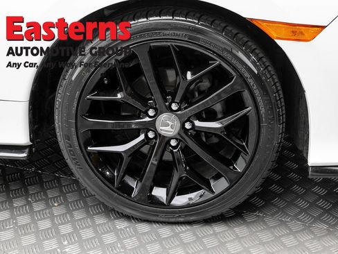 Used 2021 Honda Civic Sport image 28