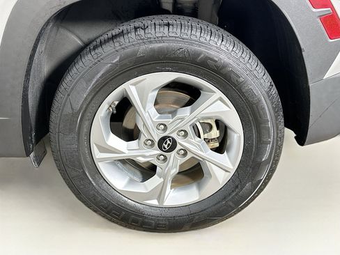 Used 2022 Hyundai Tucson SEL w/ Cargo Package AWD/4WD image 11