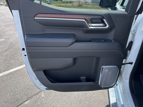 Certified 2024 GMC Sierra 1500 Denali image 32