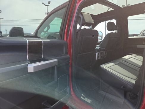 Used 2022 Ford F350 Lariat w/ Lariat Ultimate Package image 11