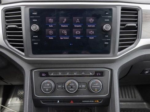 Used 2021 Volkswagen Atlas SE image 26