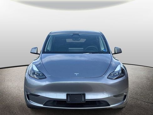 Used 2025 Tesla Model Y Performance AWD/4WD image 5