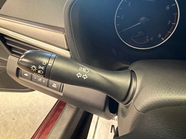 Used 2024 Nissan Altima 2.5 SV FWD image 19