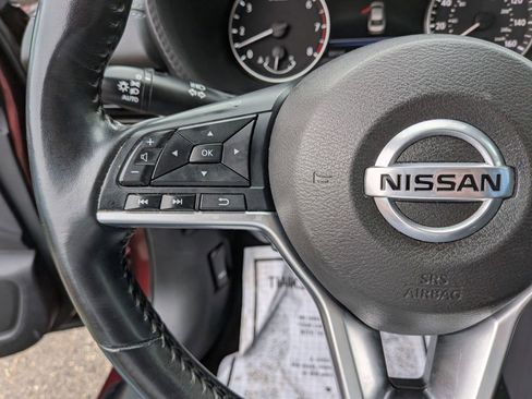 Used 2021 Nissan Sentra SV FWD image 37