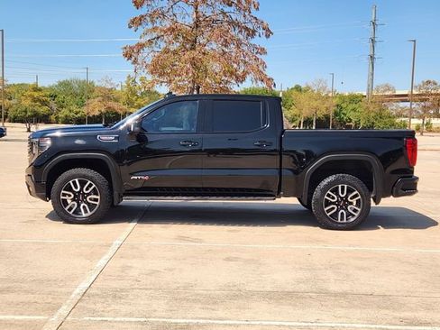 Used 2022 GMC Sierra 1500 AT4 w/ AT4 Premium Package AWD/4WD image 4