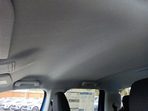 New 2025 Ford Maverick XL image 14