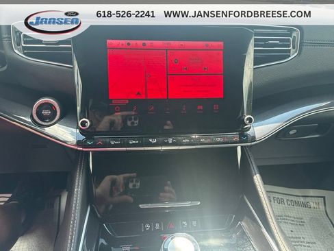 Used 2024 Jeep Wagoneer 4WD w/ Premium Group I image 22