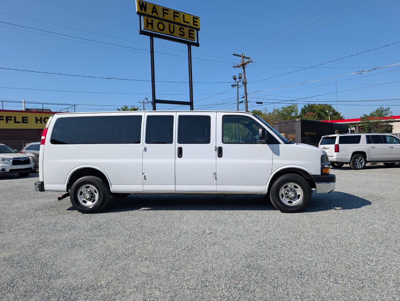 Used 2014 Chevrolet Express 3500 LT w/ LT Preferred Equipment Group RWD image 5
