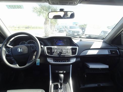 Used 2014 Honda Accord LX image 11