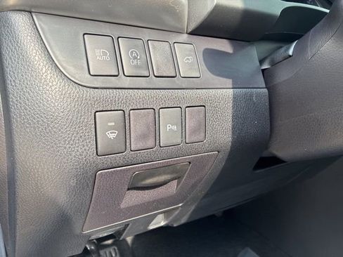 Used 2019 Toyota Highlander Limited AWD/4WD image 13