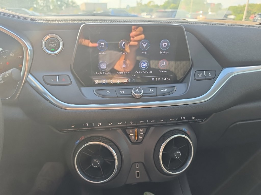 Used 2021 Chevrolet Blazer LT FWD image 9