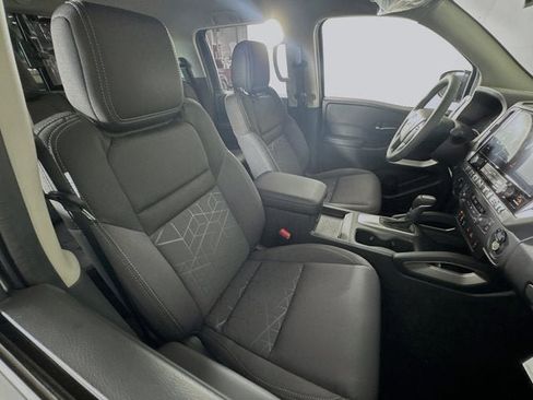 New 2025 Nissan Frontier SV w/ SV Convenience Package image 29