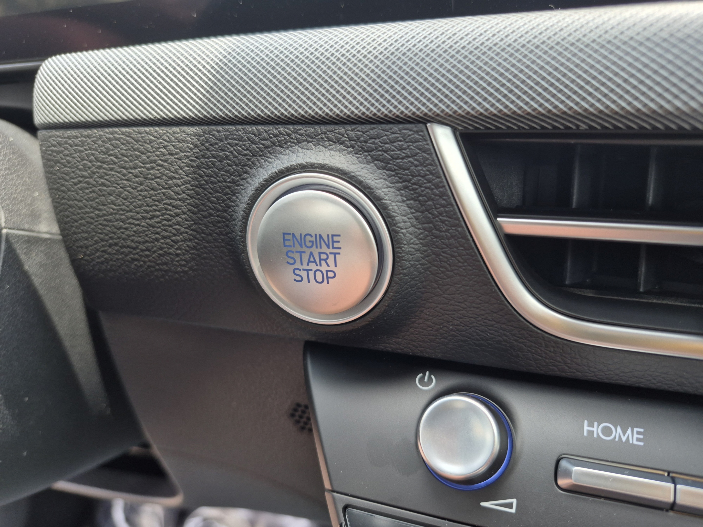 New 2026 Hyundai Sonata SEL FWD image 29