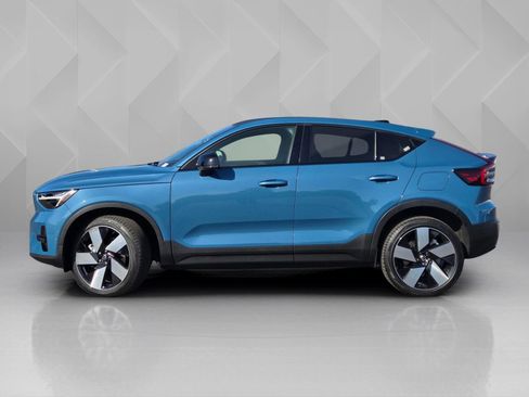 Certified 2023 Volvo C40 P8 Recharge Ultimate w/ Protection Package Premier AWD/4WD image 3