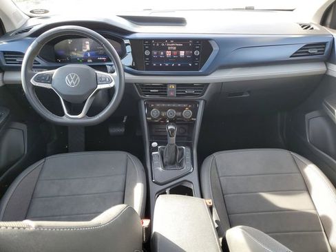 Used 2024 Volkswagen Taos SE FWD image 21