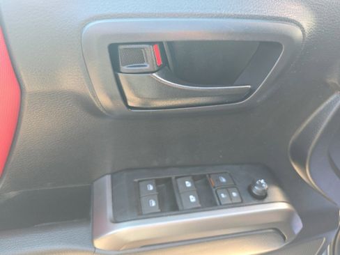 Used 2023 Toyota Tacoma SR5 w/ Technology Package image 16