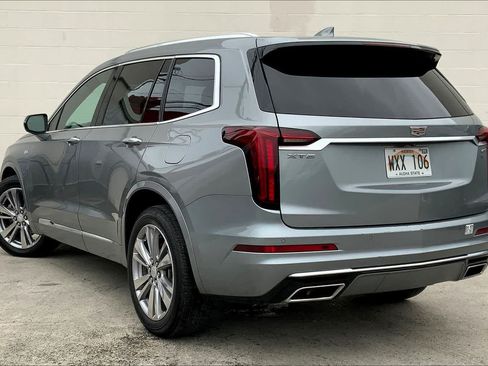 Used 2024 Cadillac XT6 Premium Luxury FWD image 4