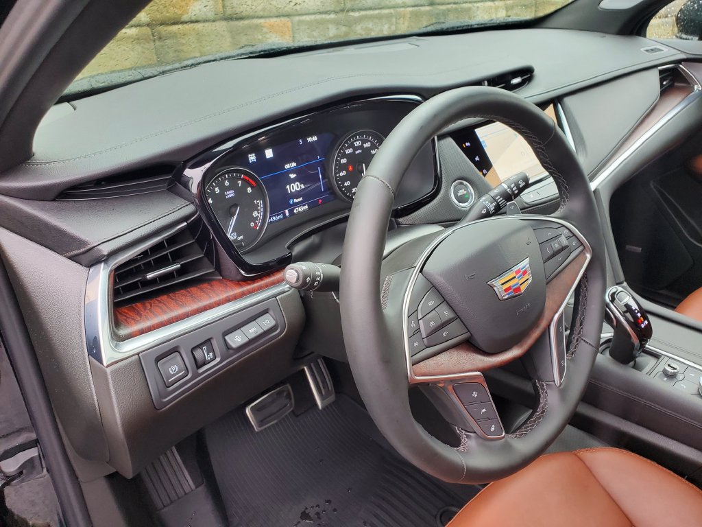 Certified 2026 Cadillac XT5 Sportv w/ LPO, Floor Liner Package AWD/4WD image 18