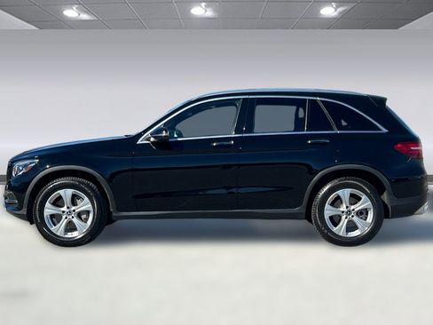 Certified 2018 Mercedes-Benz GLC 300 4MATIC image 2