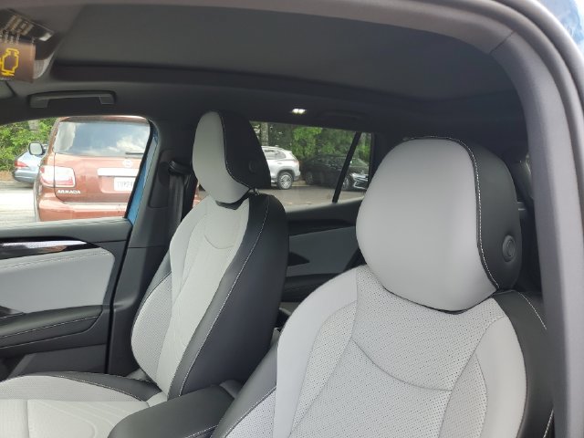 New 2026 Volkswagen Tiguan SE R-Line FWD image 16