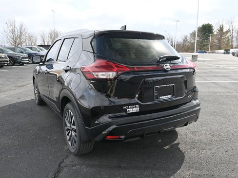 Certified 2023 Nissan Kicks SV image 8