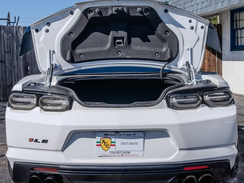 Used 2019 Chevrolet Camaro SS image 9