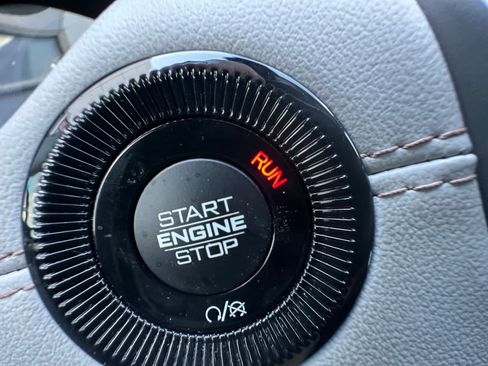 Used 2022 Jeep Compass Limited AWD/4WD image 27