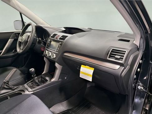 Used 2016 Subaru Forester 2.5i AWD/4WD image 13