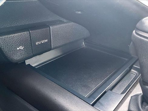 Used 2023 Toyota Camry SE image 32