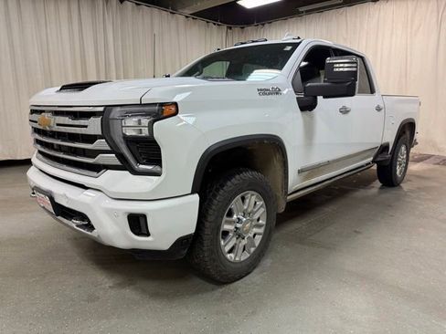 Used 2024 Chevrolet Silverado 3500 High Country w/ High Country Premium Package AWD/4WD image 17